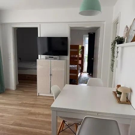 Ruge Apartment *